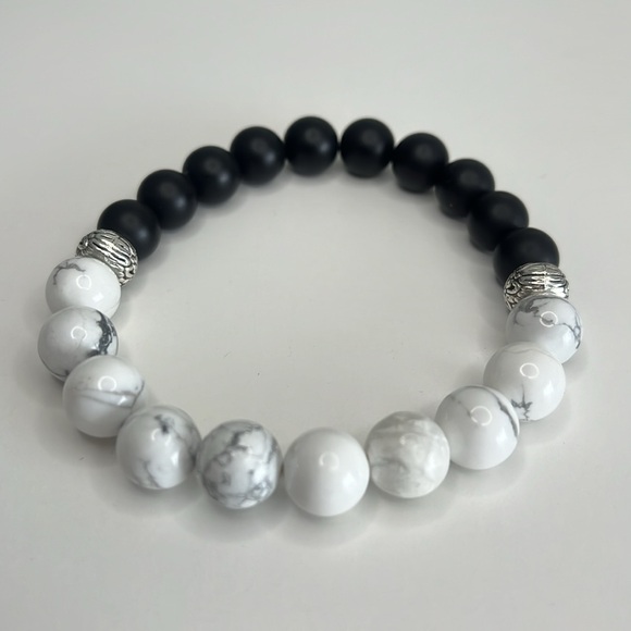 Handmade One of a Kind Black, White & Gray Beads with Silver Accent Bracelet - Picture 3 of 3